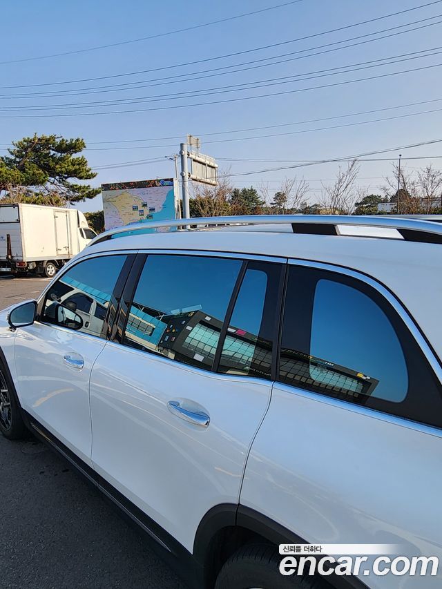 Mercedes-Benz EQB EQB300 4MATIC AMG Line
