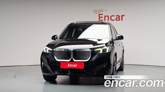 BMW iX1 xDrive 30 M Sport