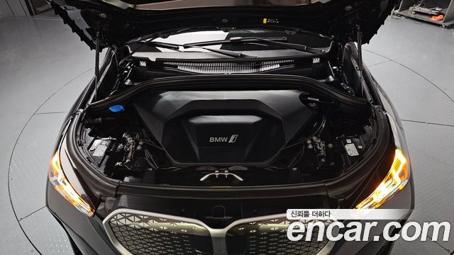 BMW iX1 xDrive 30 M Sport
