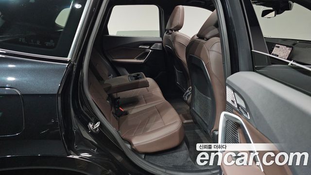 BMW iX1 xDrive 30 M Sport