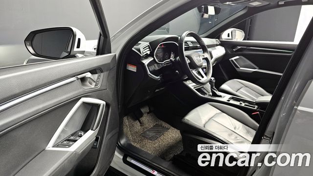 Audi Q3 35 TDI Premium