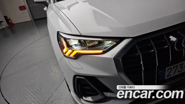 Audi Q3 35 TDI Premium