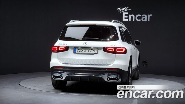Mercedes-Benz GLB-Class GLB250 4MATIC