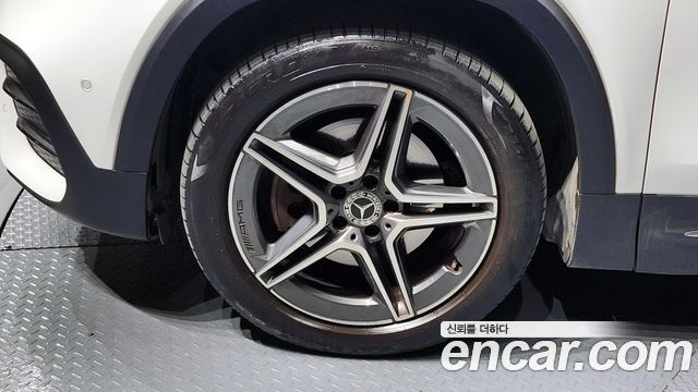 Mercedes-Benz GLB-Class GLB250 4MATIC