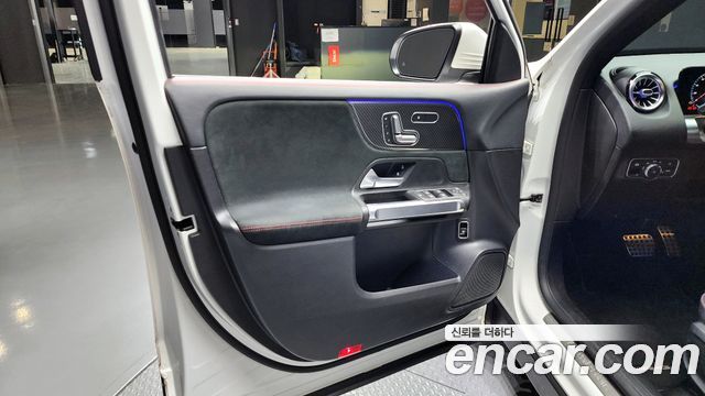 Mercedes-Benz GLB-Class GLB250 4MATIC