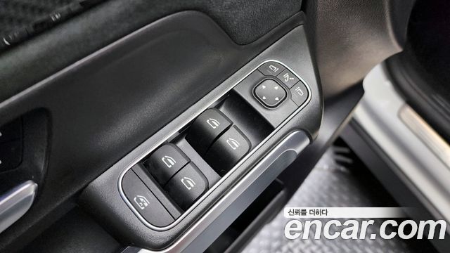 Mercedes-Benz GLB-Class GLB250 4MATIC
