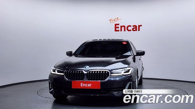 BMW 5-Series 523d xDrive Luxury