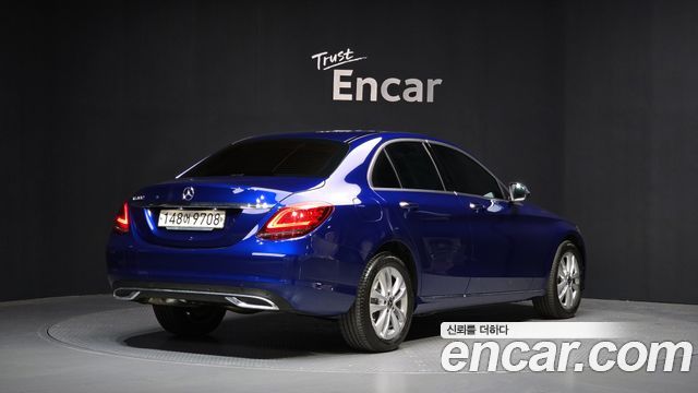 Mercedes-Benz C-Class C200 Avantgarde