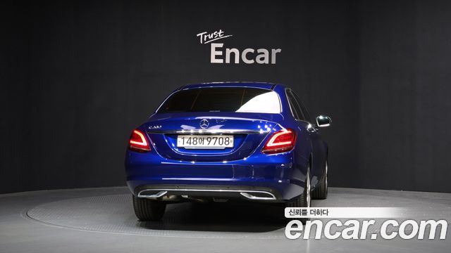 Mercedes-Benz C-Class C200 Avantgarde