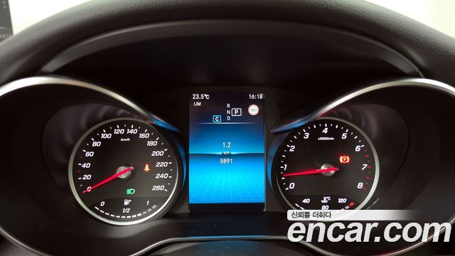 Mercedes-Benz C-Class C200 Avantgarde