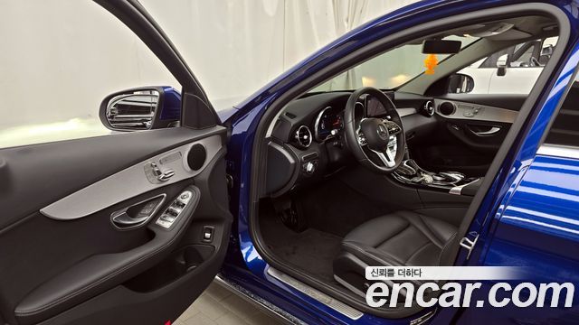 Mercedes-Benz C-Class C200 Avantgarde
