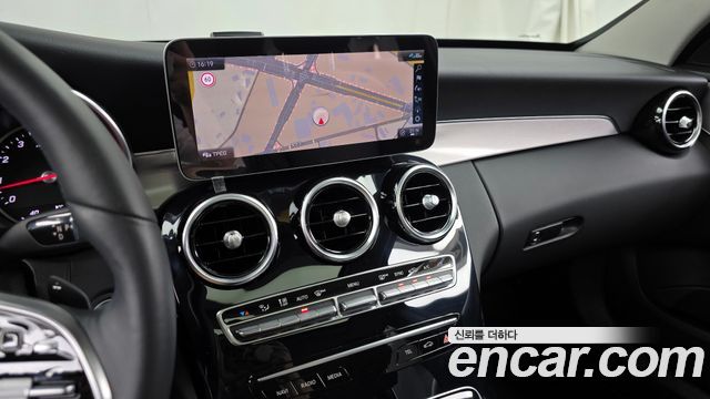 Mercedes-Benz C-Class C200 Avantgarde