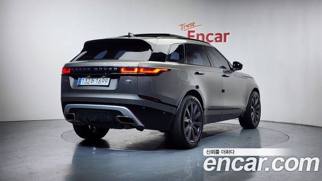 Land Rover Range Rover Velar 3.0 D300 R-Dynamic HSE