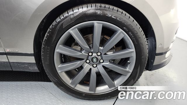 Land Rover Range Rover Velar 3.0 D300 R-Dynamic HSE
