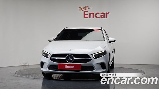 Mercedes-Benz A-Class A220 Hatchback