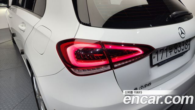 Mercedes-Benz A-Class A220 Hatchback