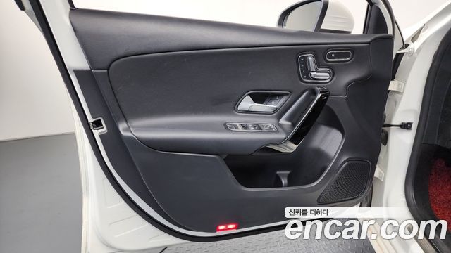 Mercedes-Benz A-Class A220 Hatchback