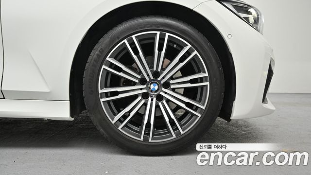 BMW 3-Series 320i M Sport