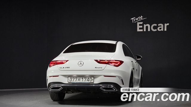 Mercedes-Benz CLA-Class CLA250 4MATIC
