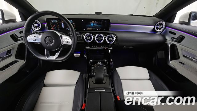 Mercedes-Benz CLA-Class CLA250 4MATIC