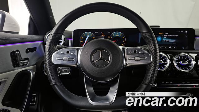 Mercedes-Benz CLA-Class CLA250 4MATIC