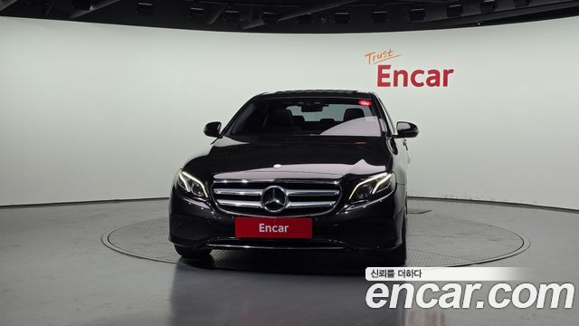 Mercedes-Benz E-Class E220d Avantgarde