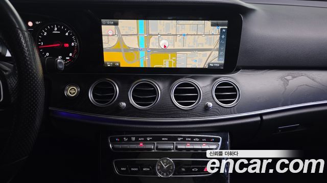 Mercedes-Benz E-Class E220d Avantgarde