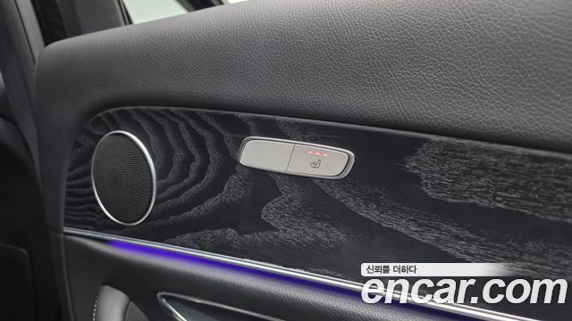 Mercedes-Benz E-Class E220d Avantgarde