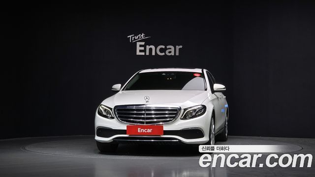 Mercedes-Benz E-Class E220d Exclusive