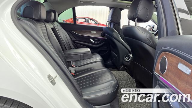 Mercedes-Benz E-Class E220d Exclusive