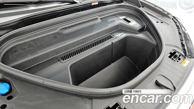 Audi Q6 e-tron Performance Premium