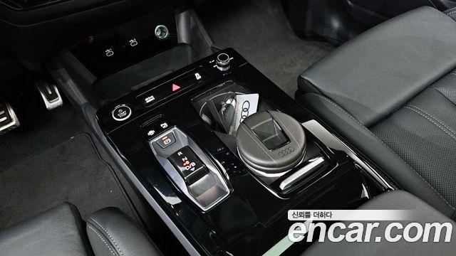 Audi Q6 e-tron Performance Premium