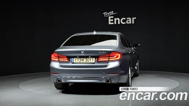 BMW 5-Series 520d Luxury Plus