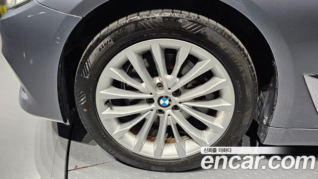 BMW 5-Series 520d Luxury Plus