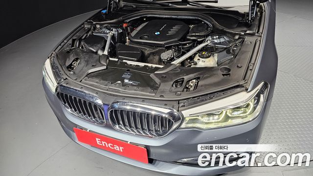 BMW 5-Series 520d Luxury Plus