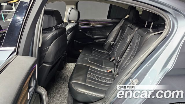 BMW 5-Series 520d Luxury Plus