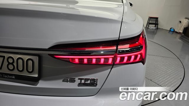Audi A6 45 TFSI Premium