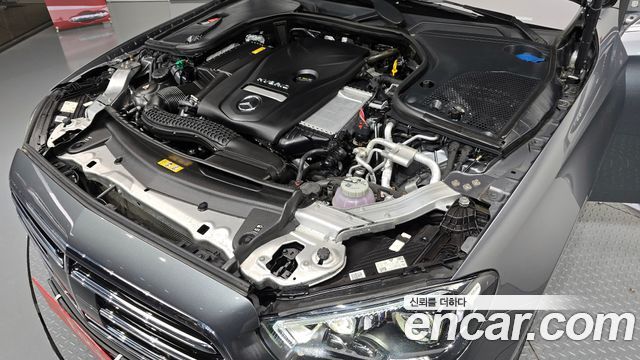 Mercedes-Benz E-Class E300e 4MATIC Exclusive