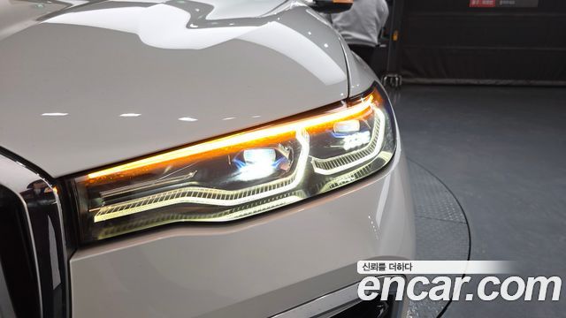 BMW X7 xDrive 40i M Sport 6STR