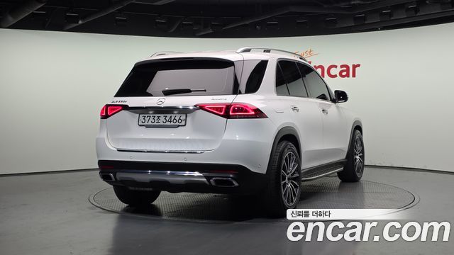 Mercedes-Benz GLE-Class GLE300d 4MATIC