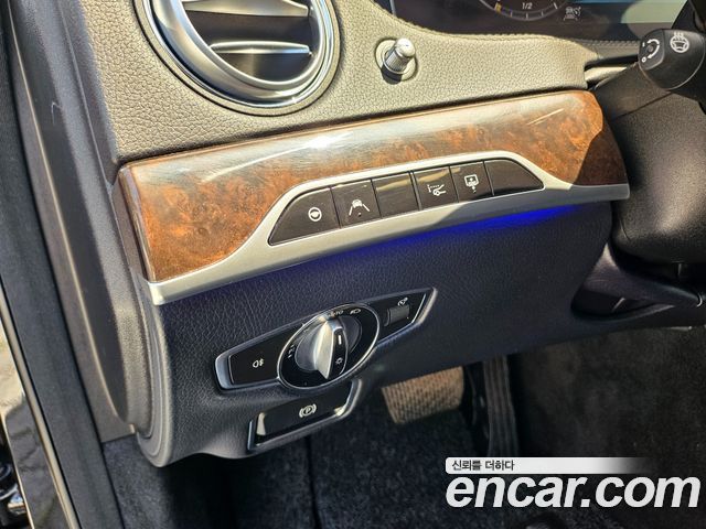 Mercedes-Benz S-Class S560L 4MATIC