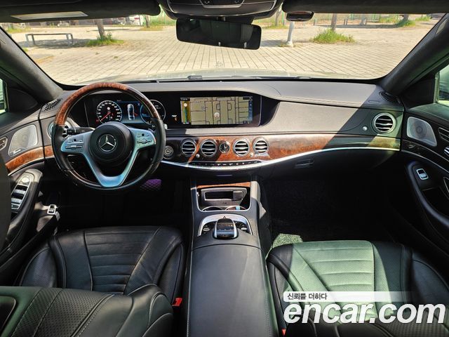 Mercedes-Benz S-Class S560L 4MATIC