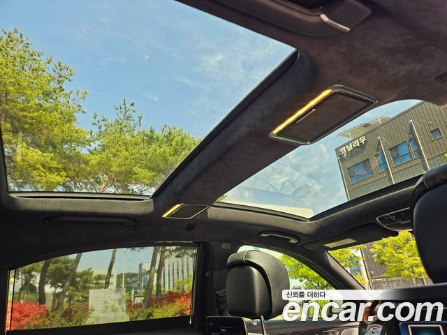 Mercedes-Benz S-Class S560L 4MATIC