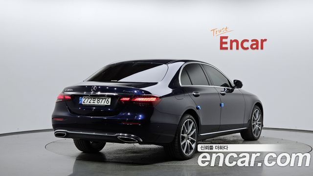 Mercedes-Benz E-Class E300e 4MATIC Exclusive