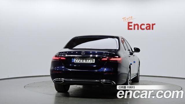 Mercedes-Benz E-Class E300e 4MATIC Exclusive