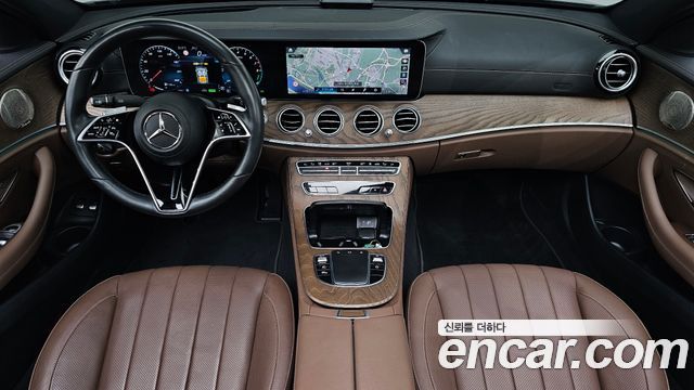 Mercedes-Benz E-Class E300e 4MATIC Exclusive