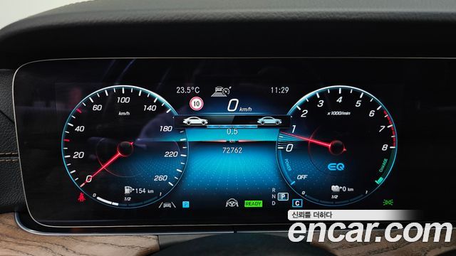 Mercedes-Benz E-Class E300e 4MATIC Exclusive