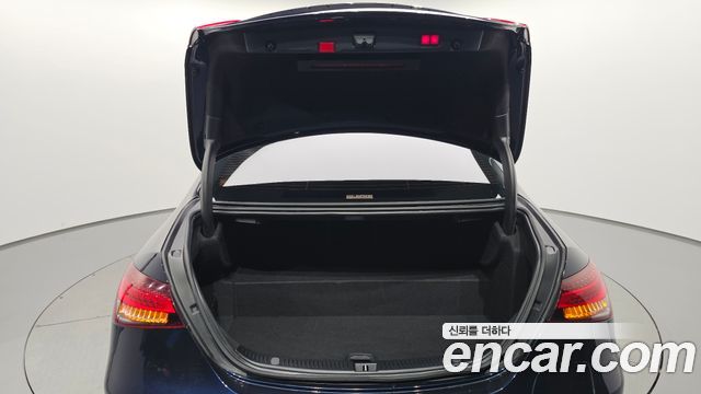 Mercedes-Benz E-Class E300e 4MATIC Exclusive