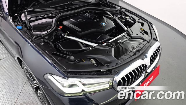 BMW 5-Series 530i M Sport Package
