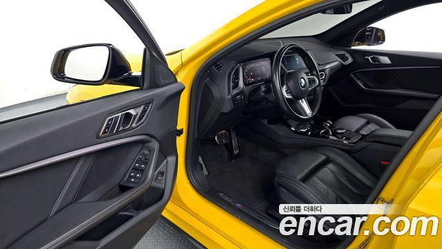 BMW 1-Series M135i xDrive Prism